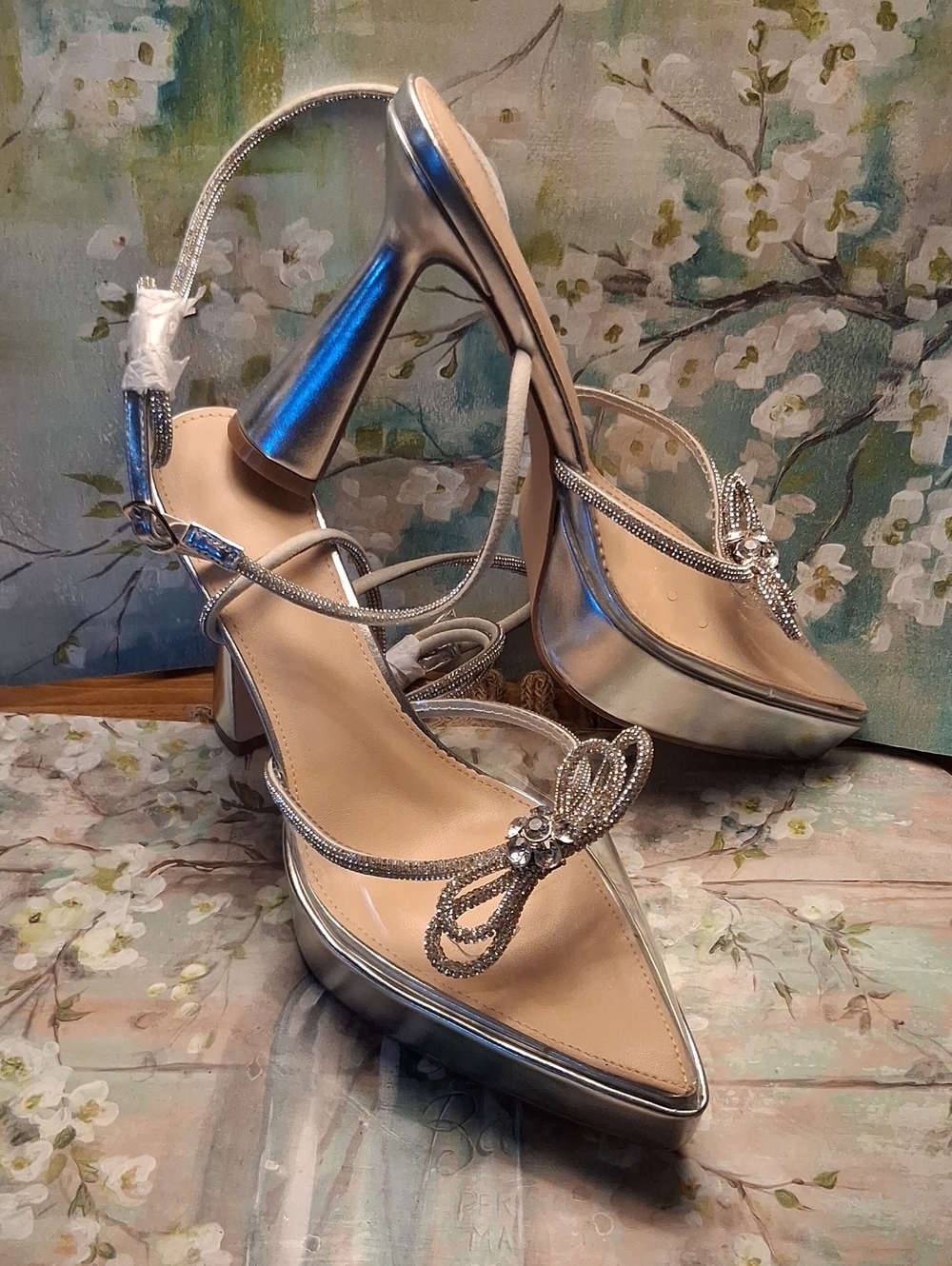 Women's Clear Silver Embellished Pointed-Toe Heels